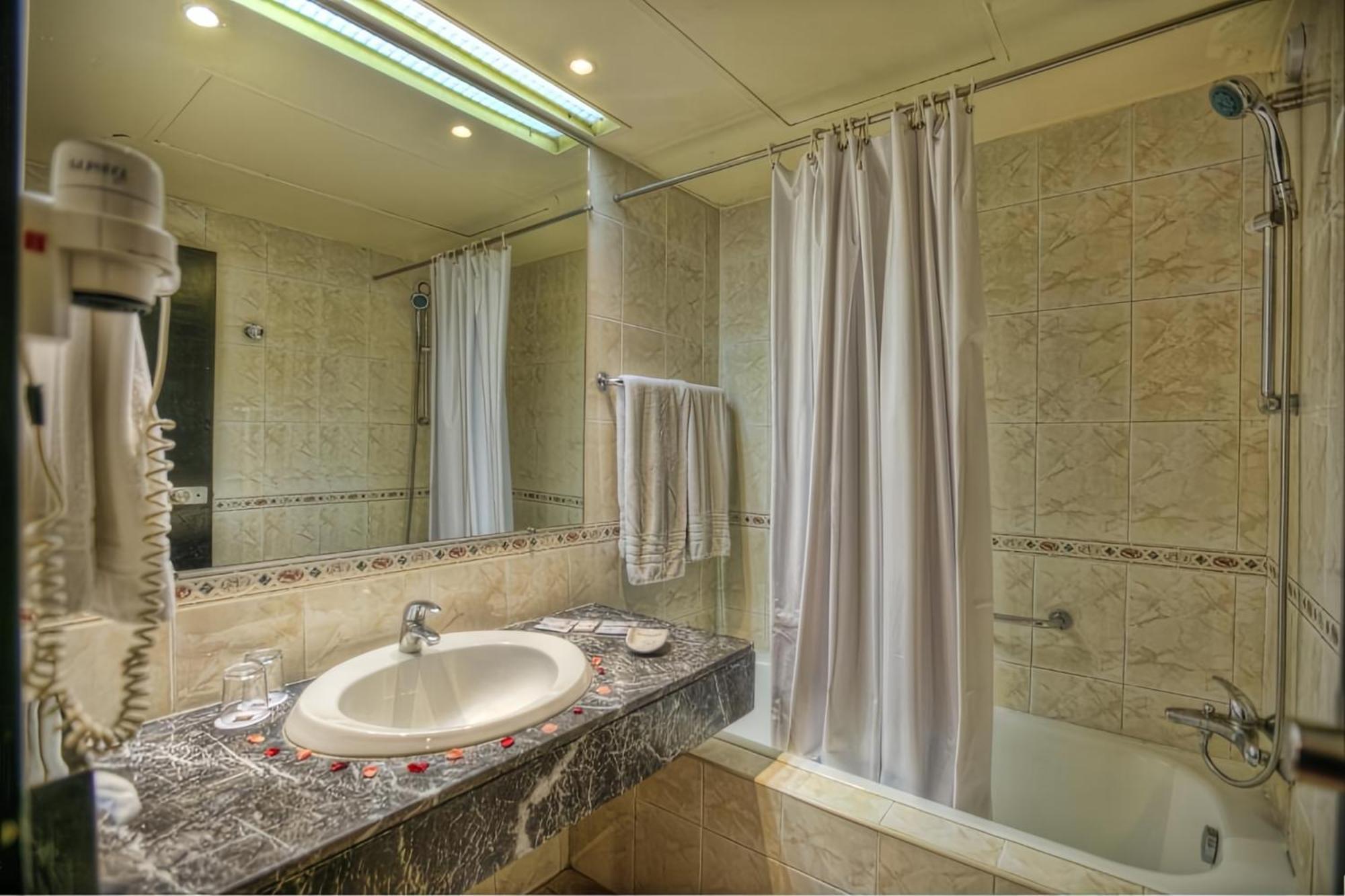 מרקש Hotel Le Semiramis Marrakech By Bravia Hotels מראה חיצוני תמונה
